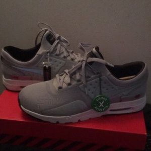 Both shoes for $45!!! Nike Airmax/Roshe Run